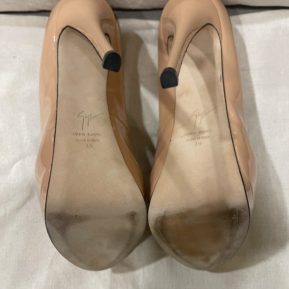 Giuseppe Zanotti Nude Patent Heel - Picture 5 of 6